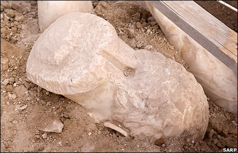 Найденная голова скульптуры Марка Аврелия